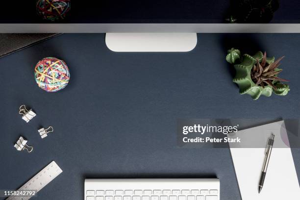 Computer High View Desk High View Photos and Premium High Res Pictures - Getty Images