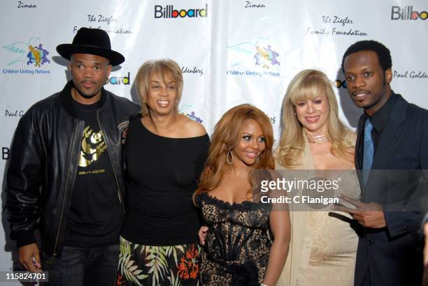 Darryl "DMC' McDaniels, Gale Mitchell, Lil' Kim, Daphna Ziman and Pras of 'The Fugees'