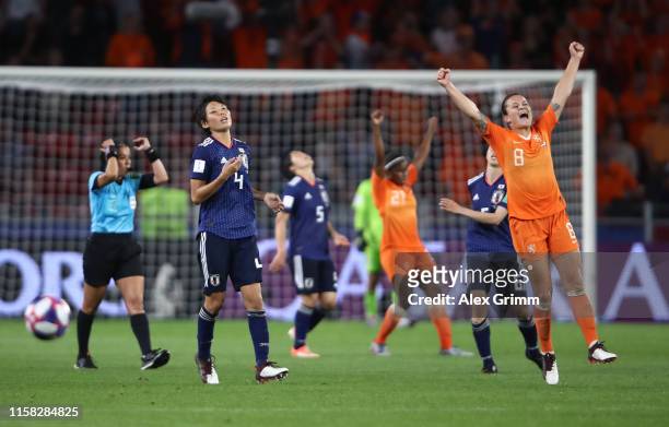 Sherida Spitse of the Netherlands celebrates on the final whistle during the 2019 FIFA Women's World Cup France Round Of 16 match between Netherlands...