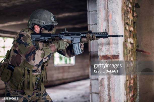 special forces soldier - airsoft stock pictures, royalty-free photos & images