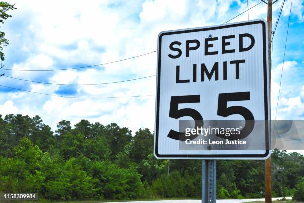 55 mph speed limit sign - number 55 stock pictures, royalty-free photos & images