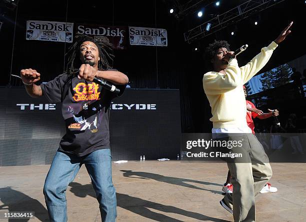 Fatlip Rapper Fatlip Photos and Premium High Res Pictures - Getty Images