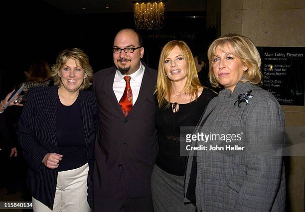 Marg Helgenberger with Ann Donahue, Anthony E. Zuiker and Carol Mendelsohn, Television Showman of the Year Award Winners