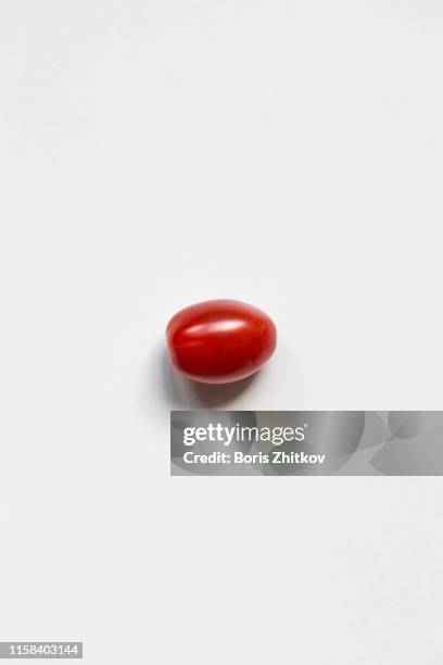 cherry tomato - cherry tomatoes stock pictures, royalty-free photos & images