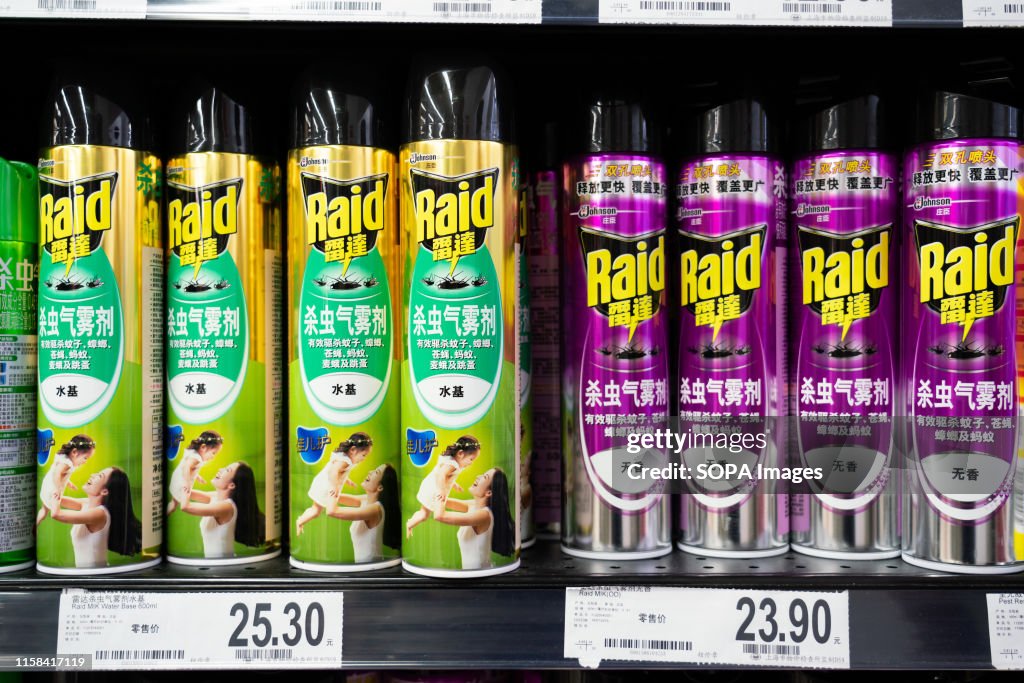 Raid Gold Insecticida Cans of Raid, a line of insecticide products produced by S. C.... News ...