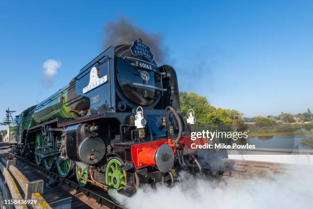 steam engine a1 tornado northamptonshire - locomotive stock pictures, royalty-free photos & images