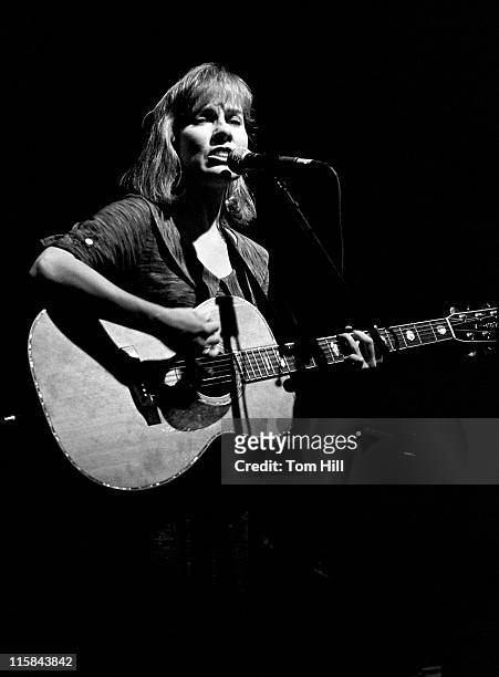 Country singer-songwriter Iris DeMent performs at the Variety Playhouse on September 11, 1994 in Atlanta, Georgia.