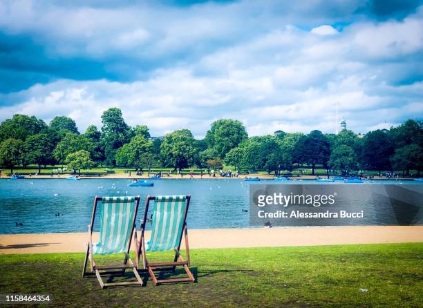 summer in london - hyde park london stock-fotos und bilder