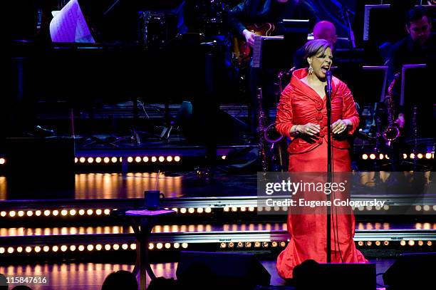 Singer Patti Austin performs at The 2008 Jazz at Lincoln Center "Spring Swing" Gala May 28, 2008 in New York City.