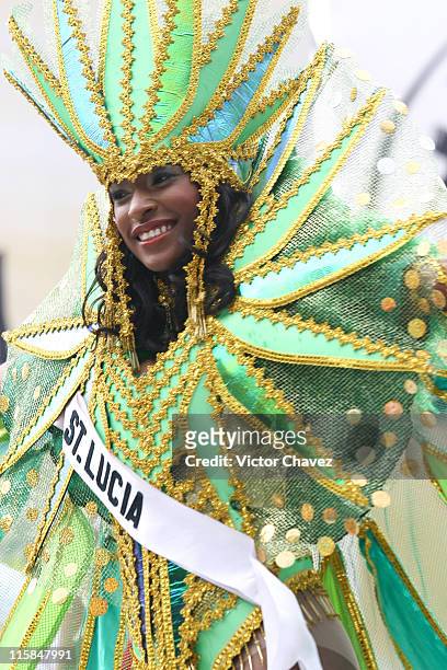 Yoanna Henry, Miss Universe St. Lucia 2007 wearing national costume