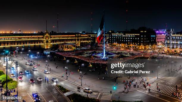 the mexico city zocalo - mexico city at night stock pictures, royalty-free photos & images