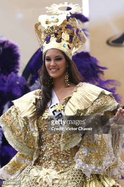 Jimena Elias, Miss Universe Peru 2007 wearing national costume