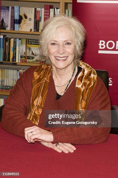 Betty Buckley Signs Autographs at Borders in New York City on February 14, 2008