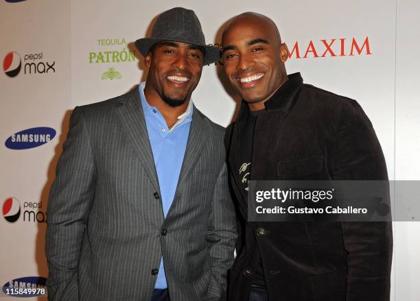 Ronde Barber of the Tampa Bay Buccaneers and TV personality Tiki Barber attend The Maxim Party hosted by Samsung, Patron, Gillette & Pepsi Max, to...