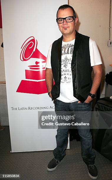 Aleks Syntek attends the Latin Recording Academy Acoustic Sessions at The Awarehouse on June 3, 2010 in Miami, Florida.