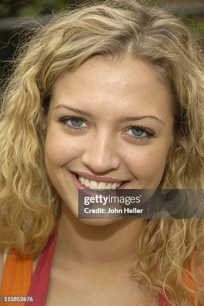 Lauren Storm during Kirk Douglas and Anne Douglas Host the LA Mission's 2005 Thanksgiving Meal at The LA Mission in Los Angeles, California, United...