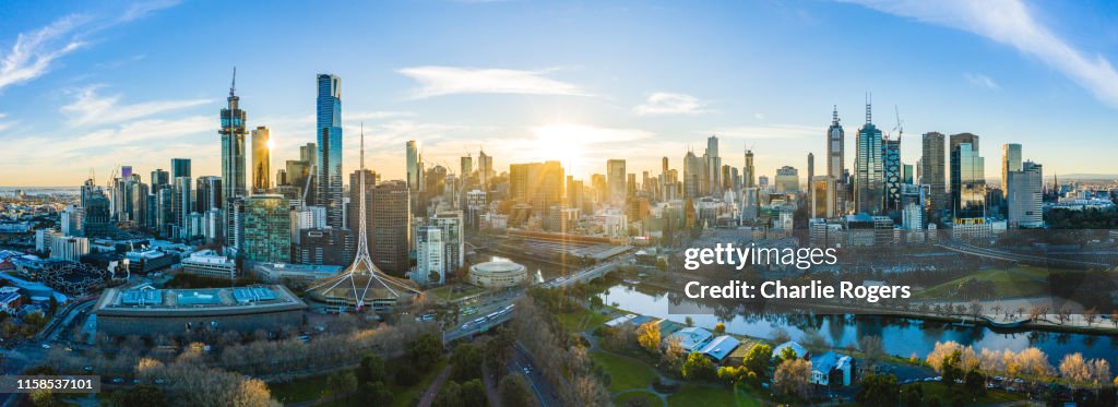 Sunny Melbourne Skyline and Yarra River at sunset