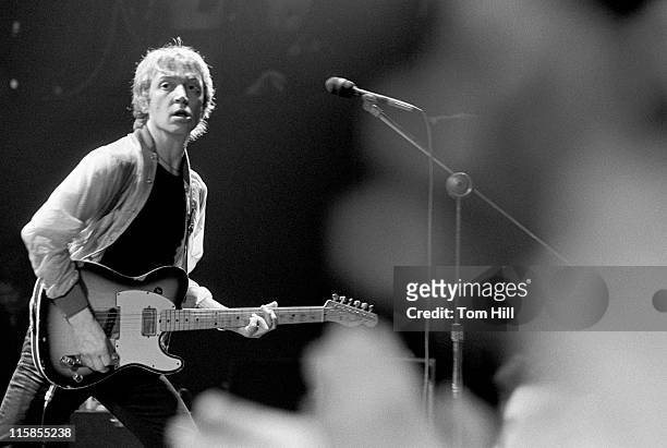 Guitarist Andy Summers of the Police performs at The Agora Ballroom on April 27, 1979 in Atlanta, Georgia.