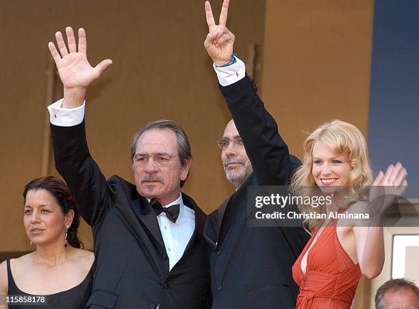 Tommy Lee Jones, Guillermo Arriag and January Jones