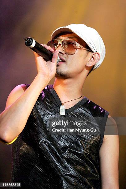 Ryul Ryul Photos and Premium High Res Pictures - Getty Images