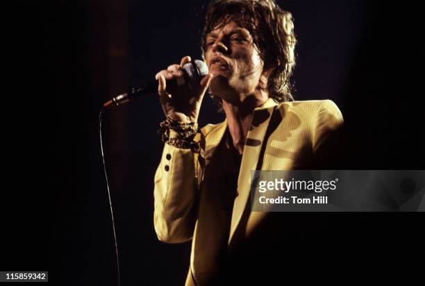 Singer-frontman Mick Jagger of The Rolling Stones performs at the Fabulous Fox Theater on June 12, 1978 in Atlanta, Georgia.