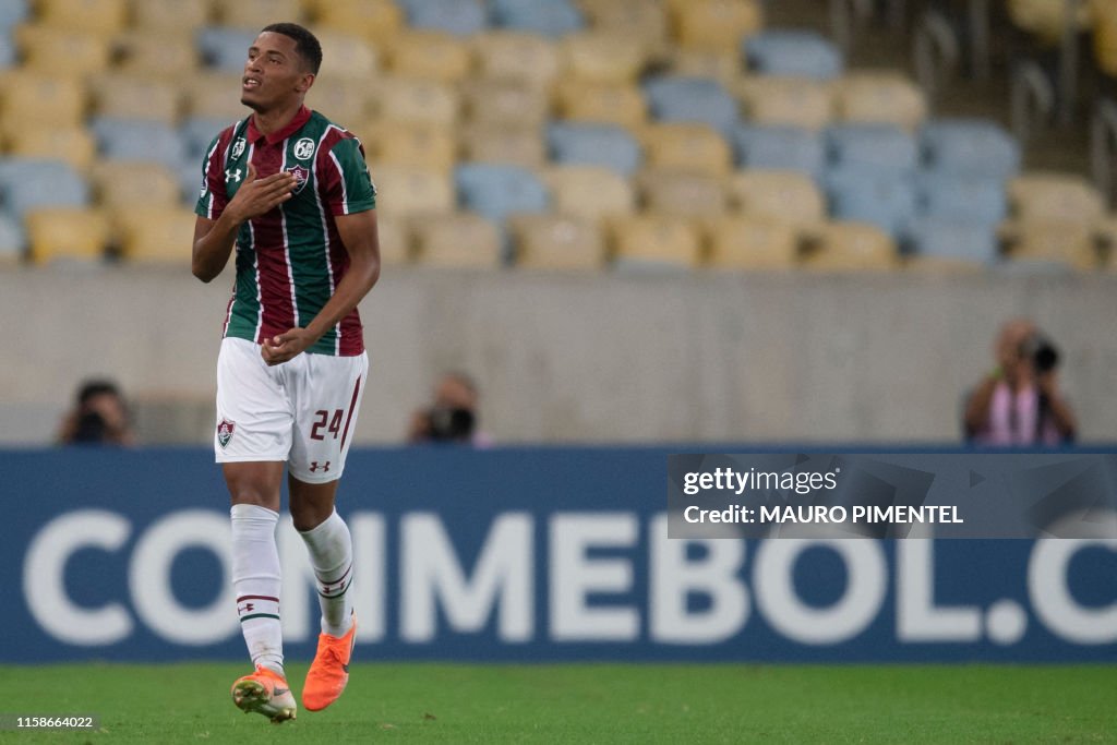 FBL-SUDAMERICANA-FLUMINENSE-PENAROL