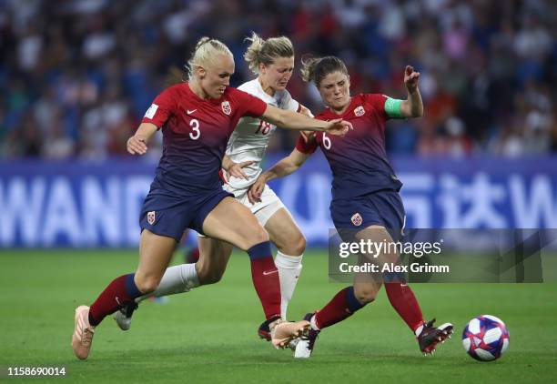 Ellen White of England is challenged by Maria Thorisdottir of Norway and Maren Mjelde of Norway during the 2019 FIFA Women's World Cup France Quarter...