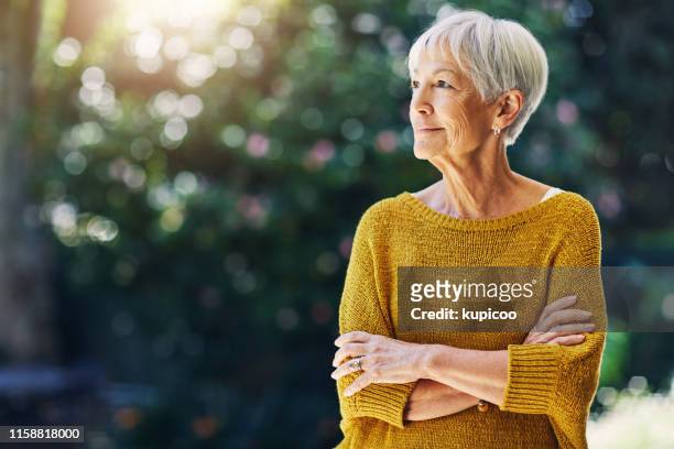 沒有擔心的世界...退休應該如何 - old woman 個照片及圖片檔
