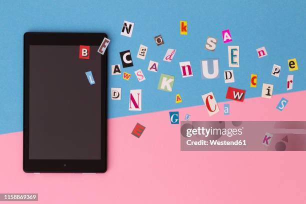 e-book reader - lettore di libri elettronici foto e immagini stock