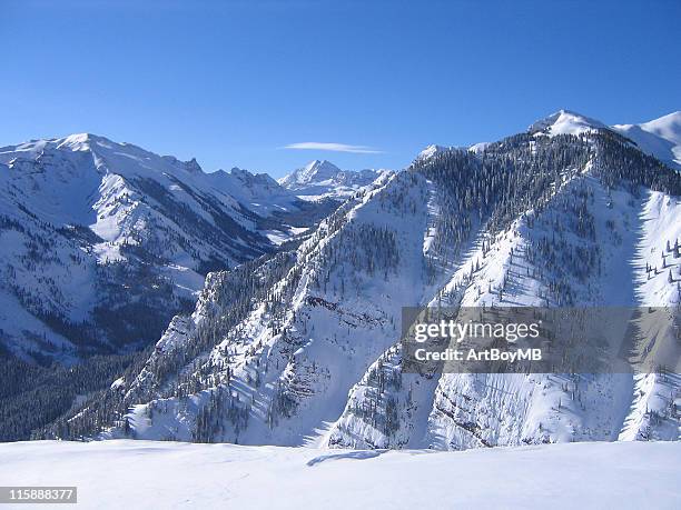 fresh snow snowmass - snowmass stock pictures, royalty-free photos & images
