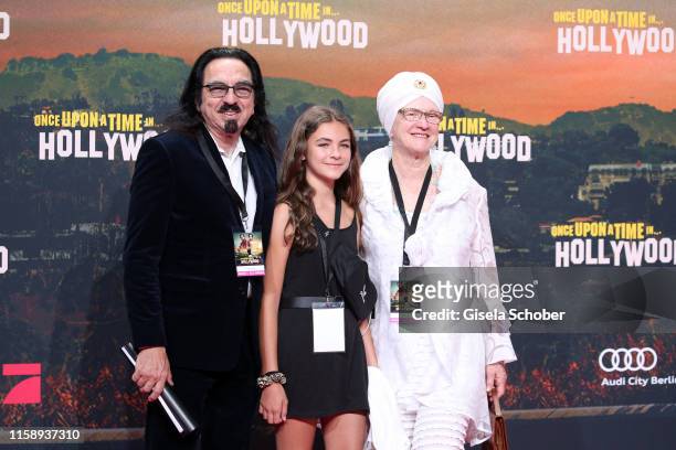 George DiCaprio with his wife Peggy Ann DiCaprio and Normandie DiCaprio during the premiere of "Once Upon A Time... In Hollywood" at CineStar on...
