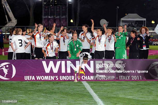 Players of Germany is awardered after have win the final match of European Women's Under 19 Football Championship between Germany and Norway on June...