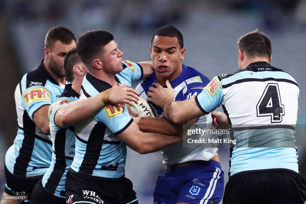 NRL Rd 15 - Bulldogs v Sharks