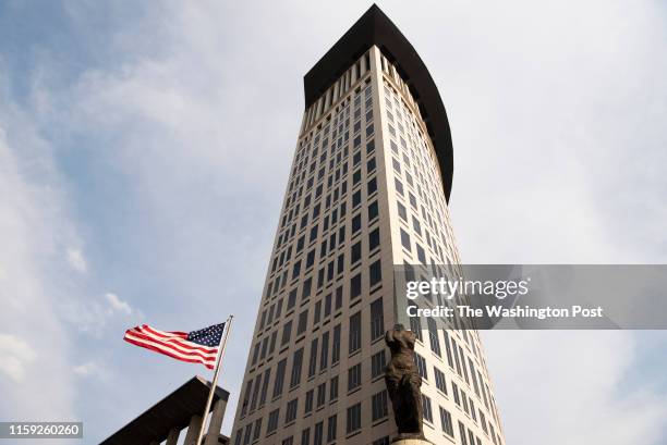 Stokes Building 150 Cleveland Ohio Courthouse Stock Photos, High-Res Pictures, and ...