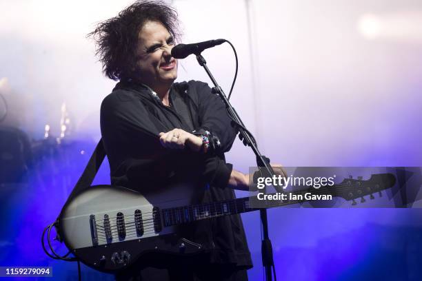 Robert Smith of The Cure performs on the Pyramid stage on day five of Glastonbury Festival at Worthy Farm, Pilton on June 30, 2019 in Glastonbury,...