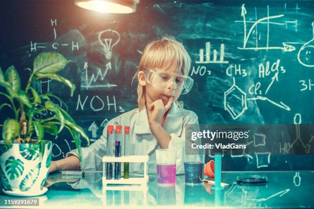 young scientists - small molecule stock pictures, royalty-free photos & images
