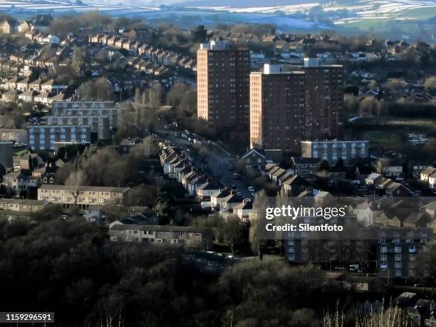 council tower blocks on sheffield landscape - sheffield uk stock pictures, royalty-free photos & images