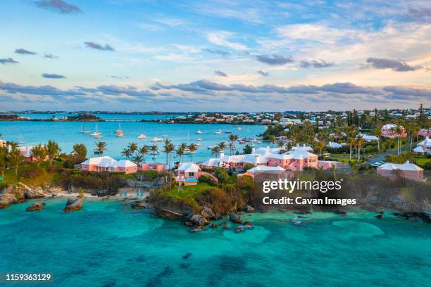 a tropical island with yachts and houses in bermuda - bermuda beach imagens e fotografias de stock