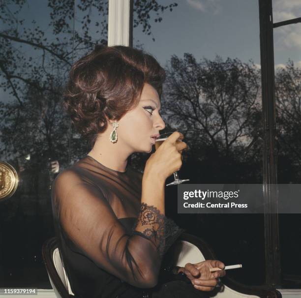 Italian actress Sophia Loren at the Savoy Hotel in London, England, for a press conference on her upcoming film 'A Countess from Hong Kong', 1st...