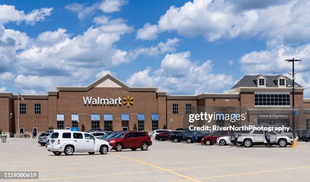 walmart - wal mart stock pictures, royalty-free photos & images