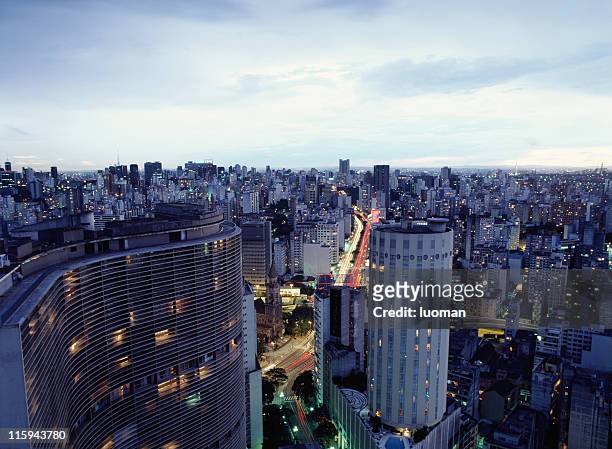 città di san paolo, brasile - big city foto e immagini stock