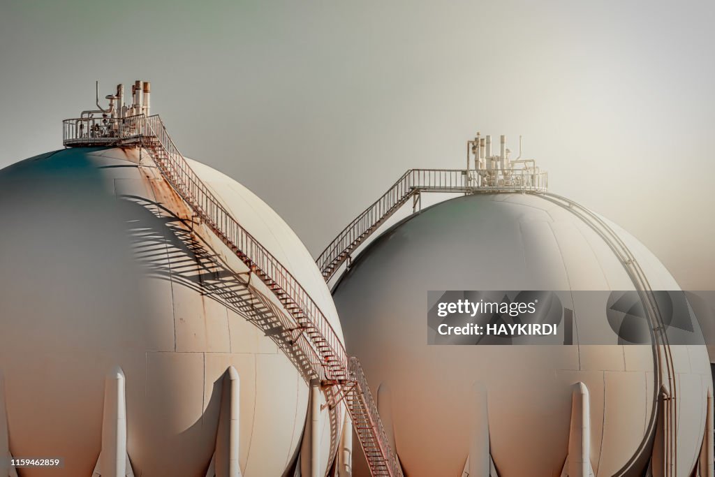 Sphere gas tanks in refiney plant