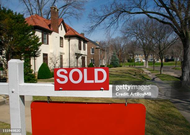 sold sign and home - rural illinois stock pictures, royalty-free photos & images