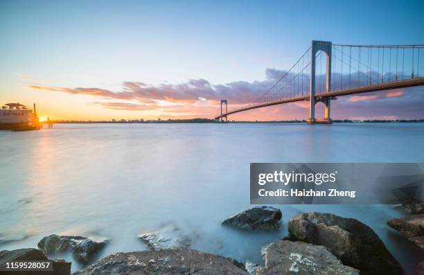 whitestone bridge - flushing queens stock pictures, royalty-free photos & images