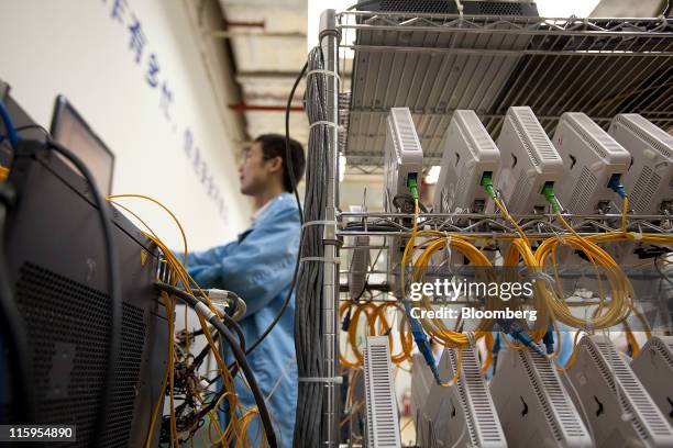 Chinese Computer Networking 168 Chinese University Of Hong Kong Shenzhen Stock Photos, High-Res ...
