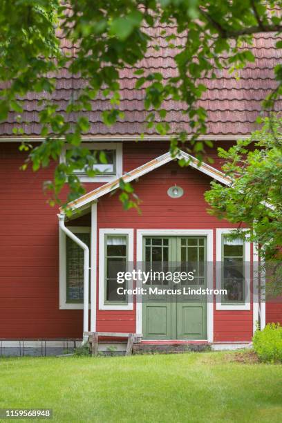 house on the swedish countryside - dalarna stock pictures, royalty-free photos & images