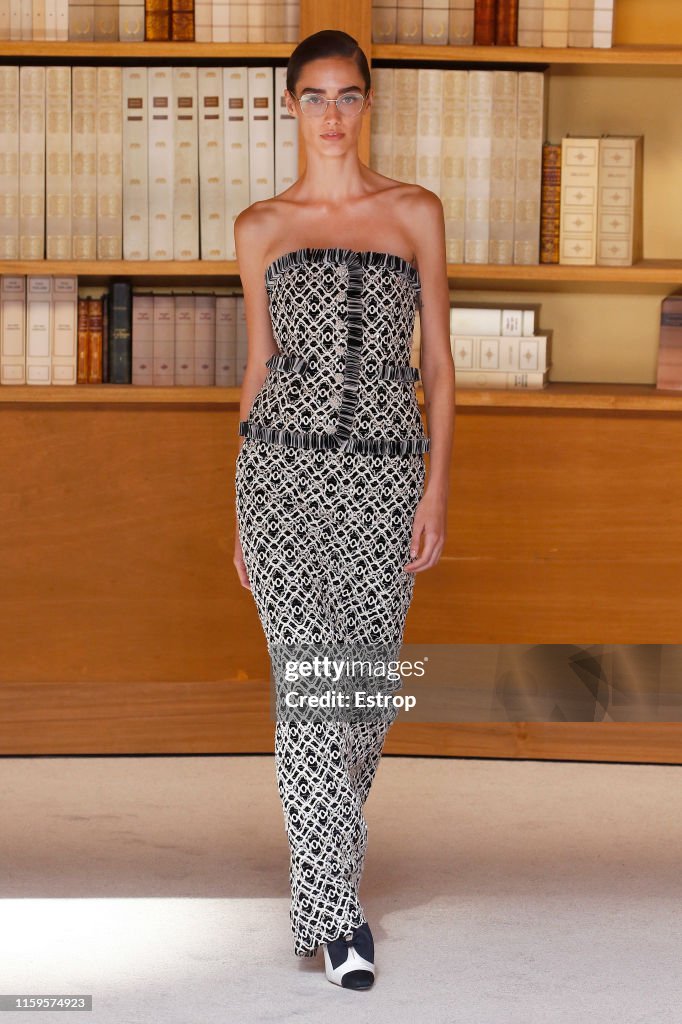 Chanel : Runway - Paris Fashion Week - Haute Couture Fall/Winter 2019/2020
