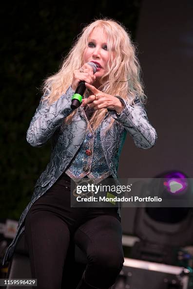Ivani Singer Italian singer Ivana Spagna sings during a concert at Ospitaletto ...