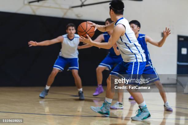 高中籃球比賽 - 表演賽 個照片及圖片檔