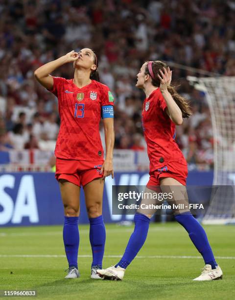 Alex Morgan Roses 23,428 Alex Morgan Photos & High Res Pictures - Getty Images